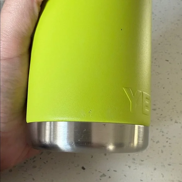 YETI 26oz Rambler Bottle - Picture 8 of 11